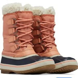 Sorel Women's Carnival Waterproof Boot in Paradox Pink, Abyss ..Size 11